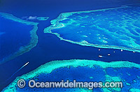 Aerial Hook Hardy Reef Photo - Gary Bell